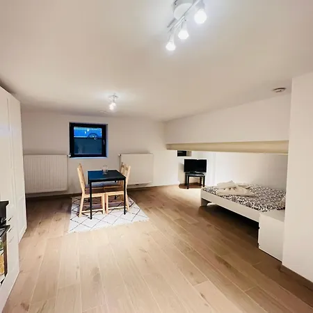 Oneluxstay Near Fashion District *