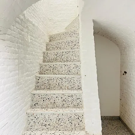 Oneluxstay Near Fashion District Apartmanhotel